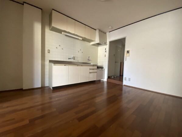 姫路駅 バス13分 広嶺中学校下車:停歩3分 2階の物件内観写真